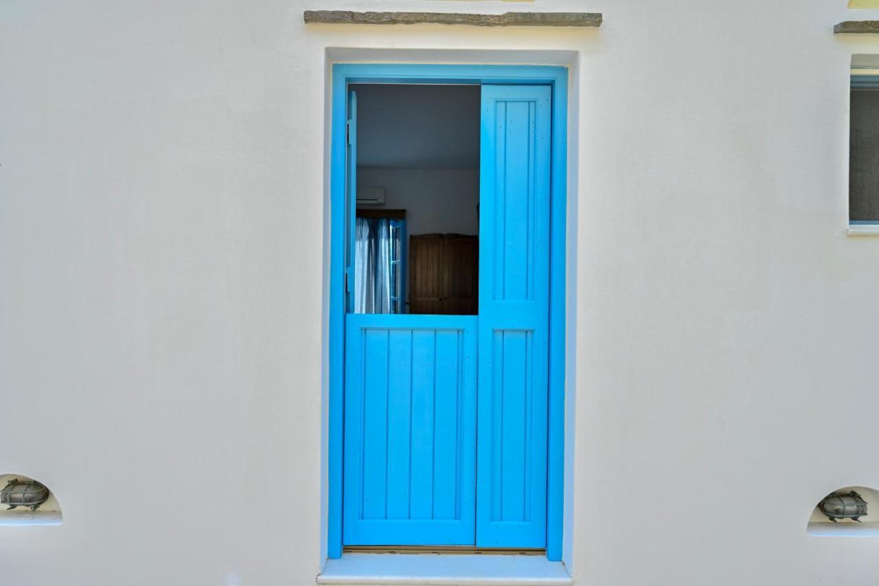 Blue Bliss Apartment Ambrami Bagian luar foto