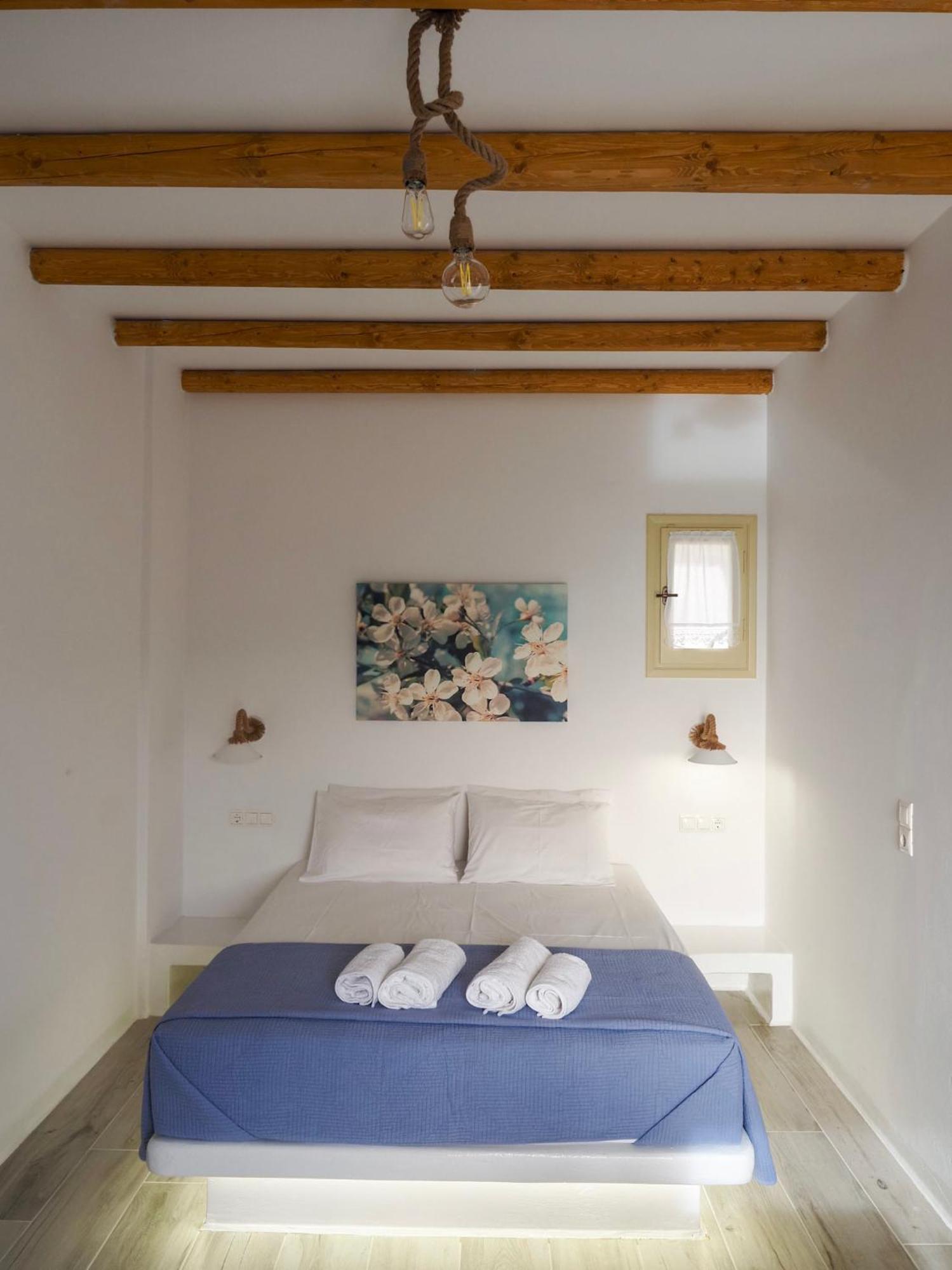 Blue Bliss Apartment Ambrami Bagian luar foto